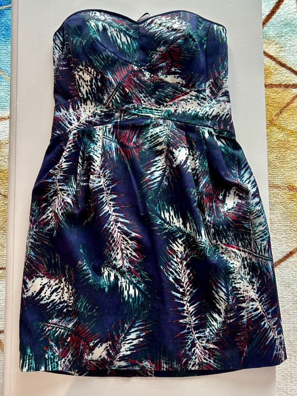 Club Monaco mini dress in abstract/leaf motif print red, blue, black, white